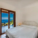 ヴィラ Wonderful Seaview And Pool - Casa Rosa Gialla